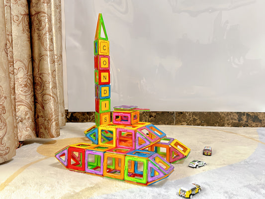 Warum Condis Magnetbausteine der perfekte Start in die kreative Welt sind? - Condistoys